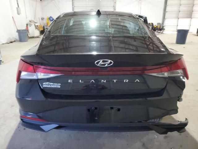 2023 Hyundai Elantra SE