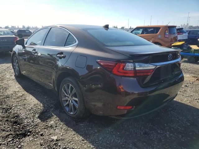 2018 Lexus ES 300H