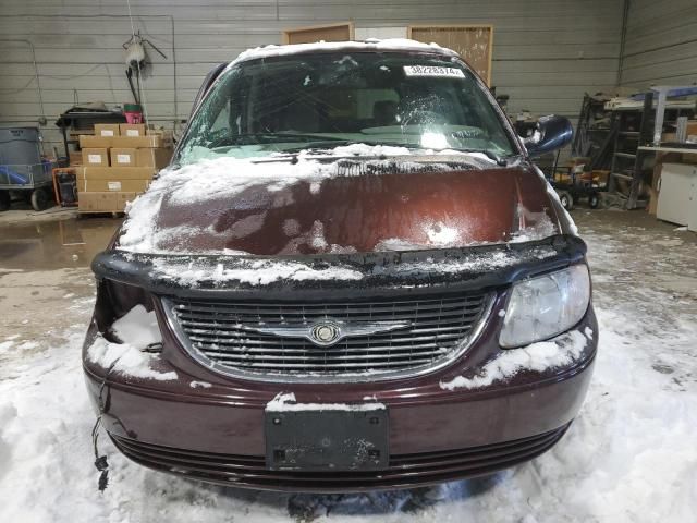 2003 Chrysler Town & Country LX