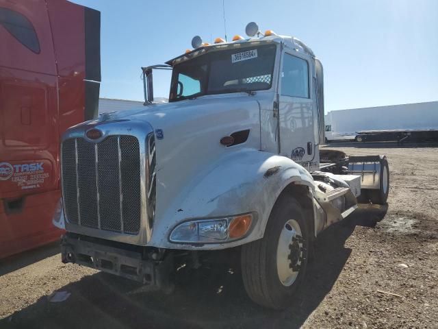 2014 Peterbilt 384