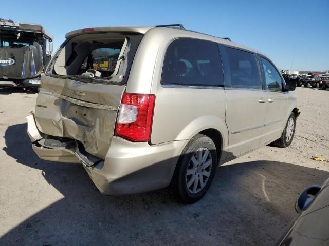 2013 Chrysler Town & Country Touring