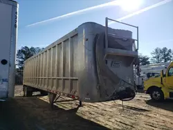 Salvage Trucks with No Bids Yet For Sale at auction: 2012 Esbf 40 FT