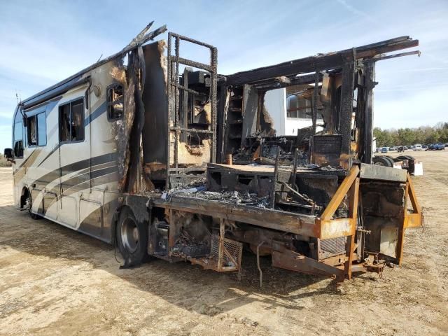 2003 ALF 2003 Freightliner Chassis X Line Motor Home