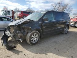 Salvage cars for sale from Copart Wichita, KS: 2012 Chrysler Town & Country Touring