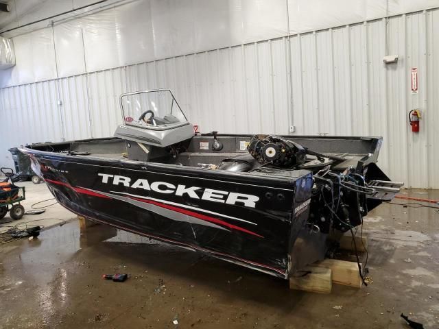 2019 Tracker Boat