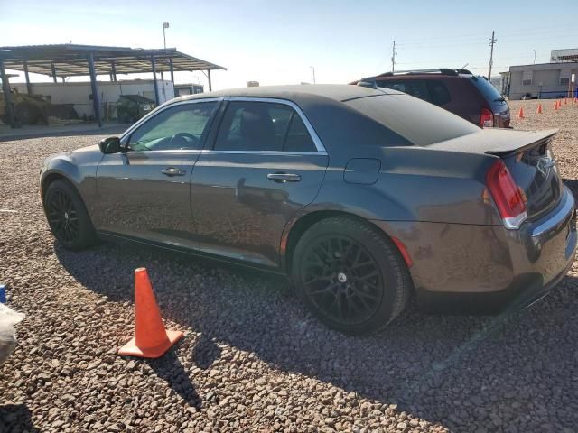 2019 Chrysler 300 Touring