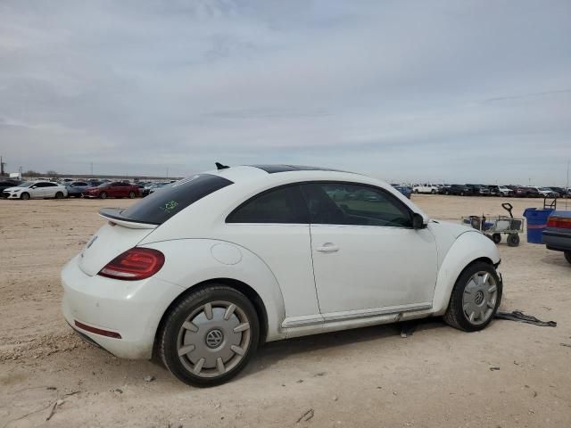 2019 Volkswagen Beetle SE