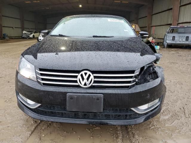 2015 Volkswagen Passat SE