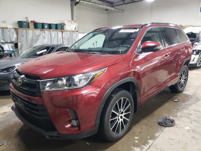 2017 Toyota Highlander SE