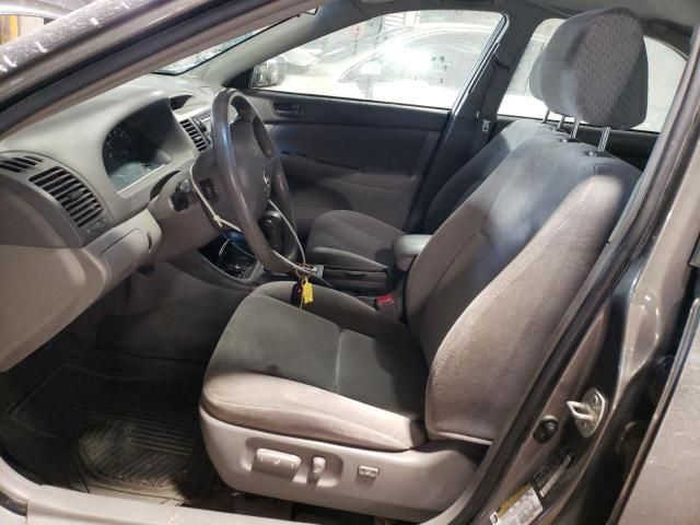 2004 Toyota Camry LE