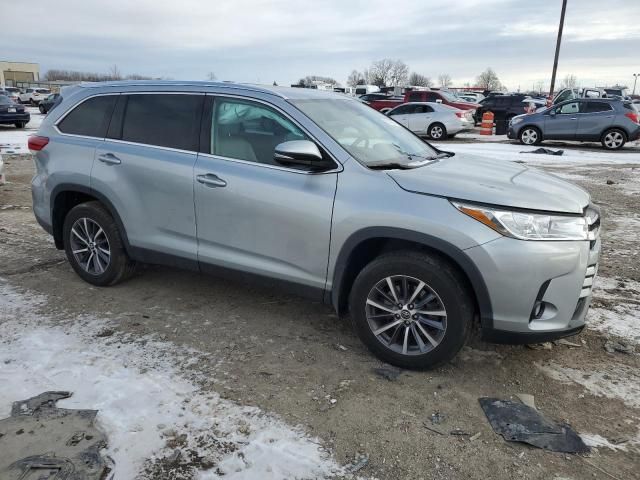 2019 Toyota Highlander SE