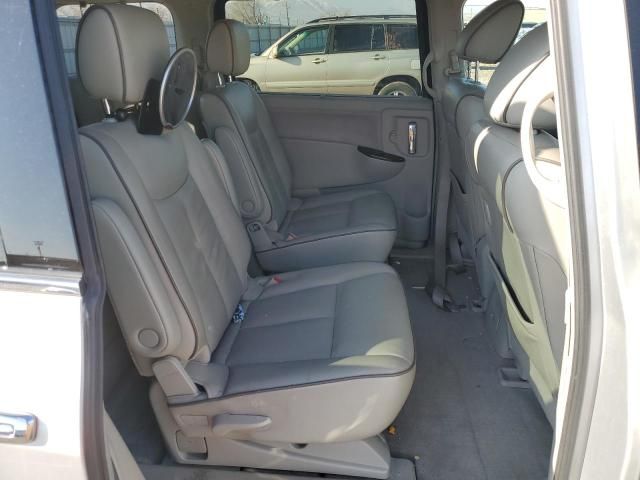 2012 Nissan Quest S