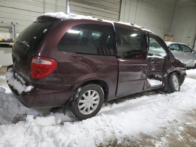 2003 Chrysler Town & Country LX