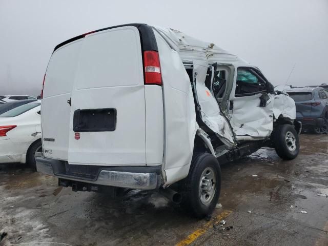 2017 Chevrolet Express G2500