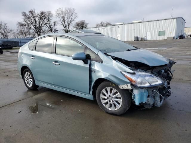 2014 Toyota Prius PLUG-IN