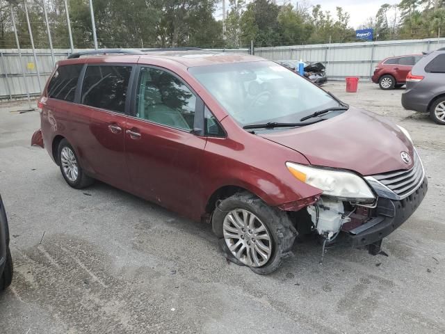 2014 Toyota Sienna XLE