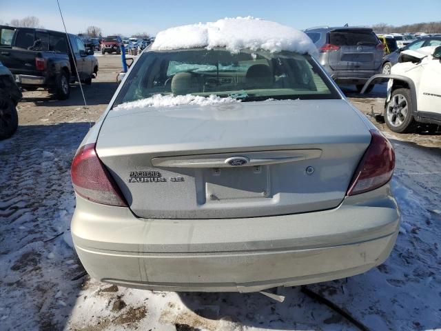 2004 Ford Taurus SE