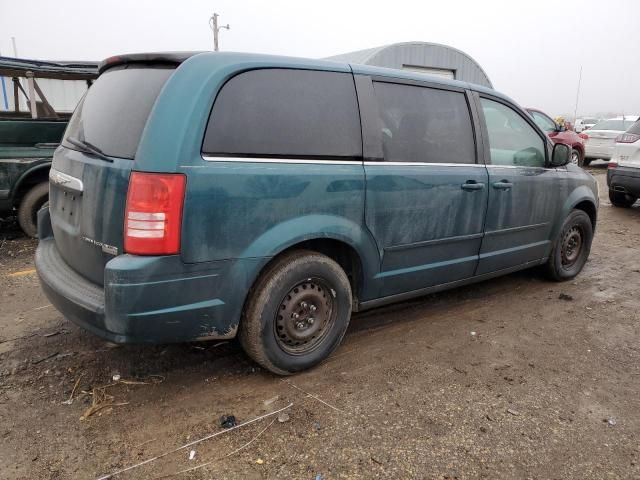 2009 Chrysler Town & Country LX