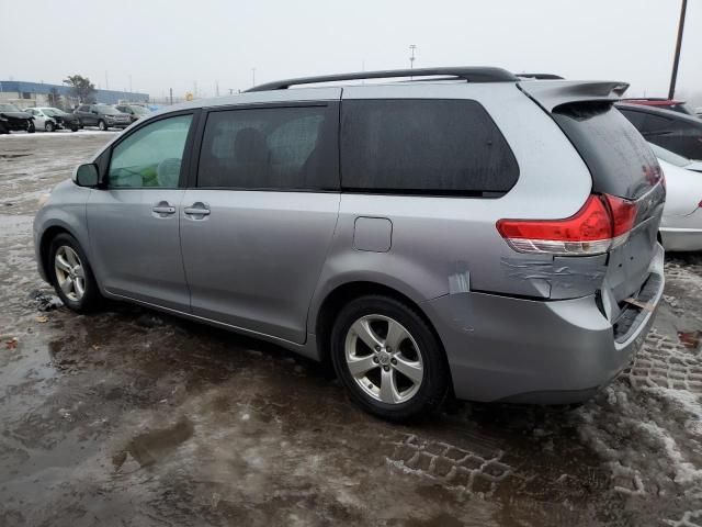 2013 Toyota Sienna LE