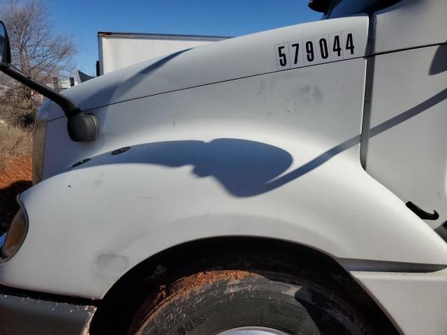 2004 Freightliner Conventional Columbia