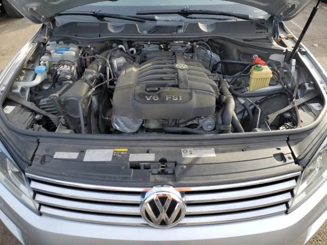 2015 Volkswagen Touareg V6