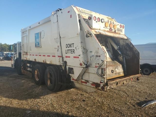 2013 Mack 600 LEU600