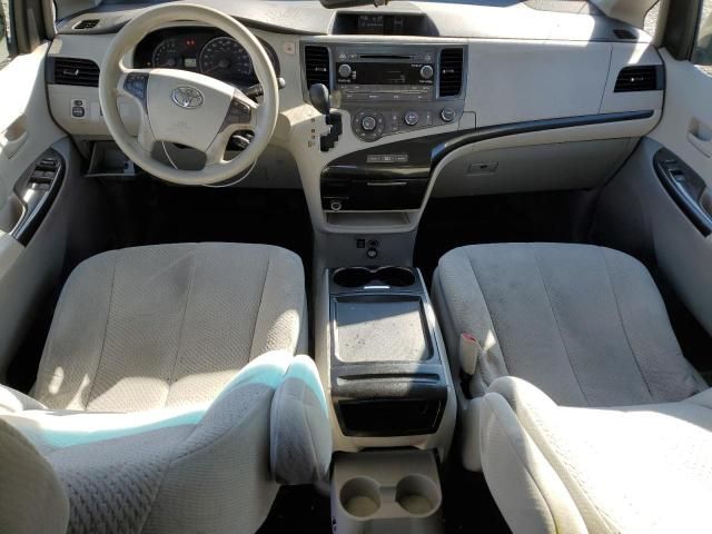 2011 Toyota Sienna LE