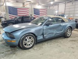 Salvage cars for sale from Copart Columbia, MO: 2006 Ford Mustang