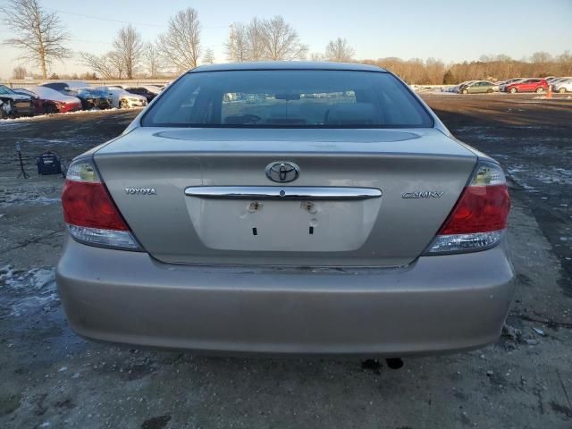 2005 Toyota Camry LE