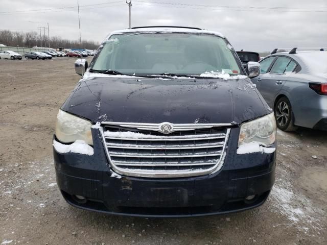 2010 Chrysler Town & Country Touring Plus