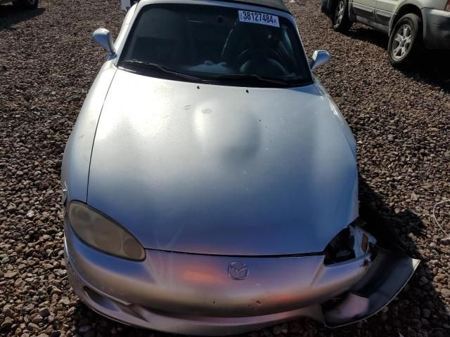 2004 Mazda MX-5 Miata Base