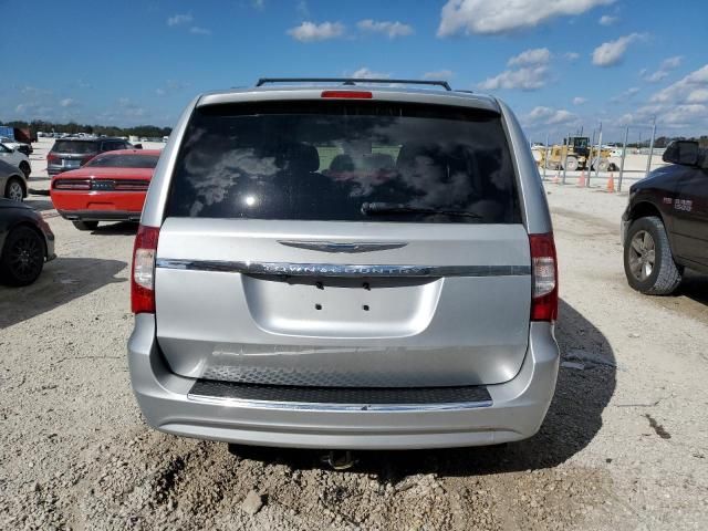 2012 Chrysler Town & Country Touring