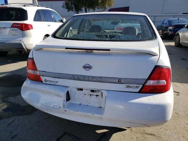 2000 Nissan Altima XE