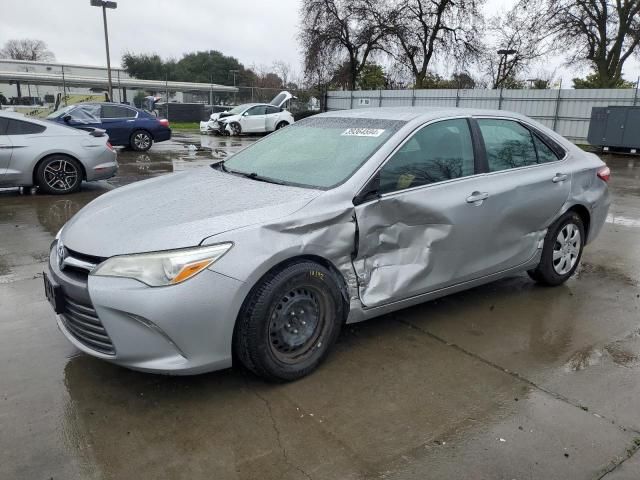 2016 Toyota Camry LE