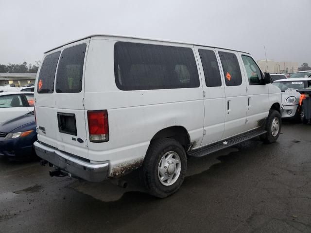 2013 Ford Econoline E350 Super Duty Wagon