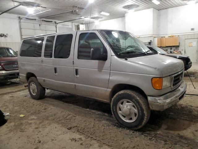 2005 Ford Econoline E350 Super Duty Wagon