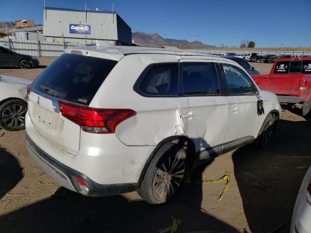 2020 Mitsubishi Outlander SE