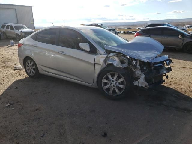 2013 Hyundai Accent GLS