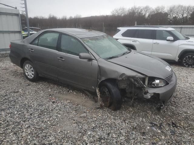 2005 Toyota Camry LE