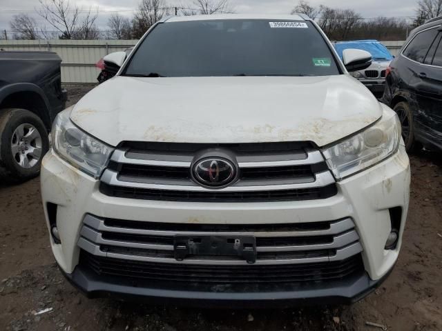 2018 Toyota Highlander SE