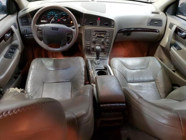 2002 Volvo V70 XC