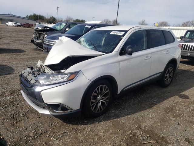 2017 Mitsubishi Outlander ES