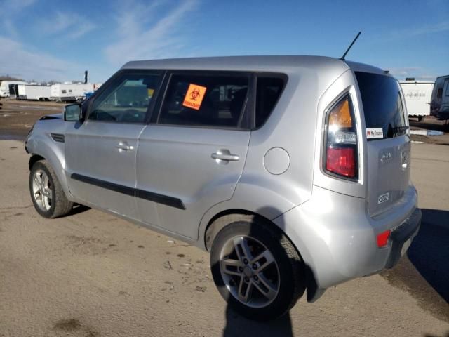 2011 KIA Soul +