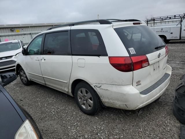 2004 Toyota Sienna CE