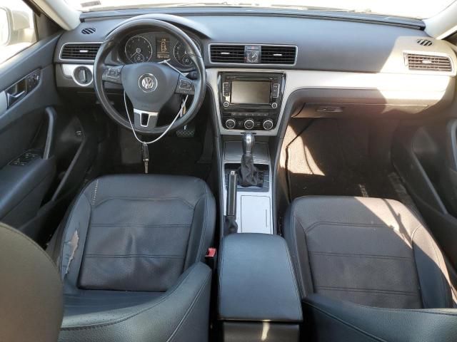 2012 Volkswagen Passat SE