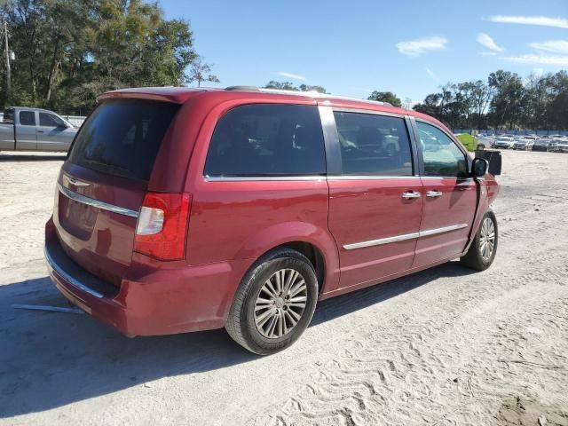 2014 Chrysler Town & Country Touring L