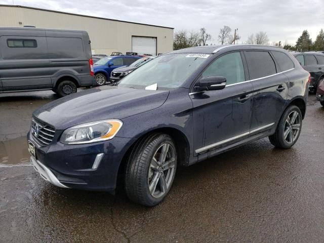 2017 Volvo XC60 T5 Dynamic