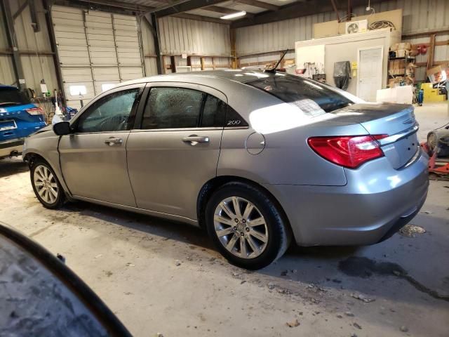 2013 Chrysler 200 Touring