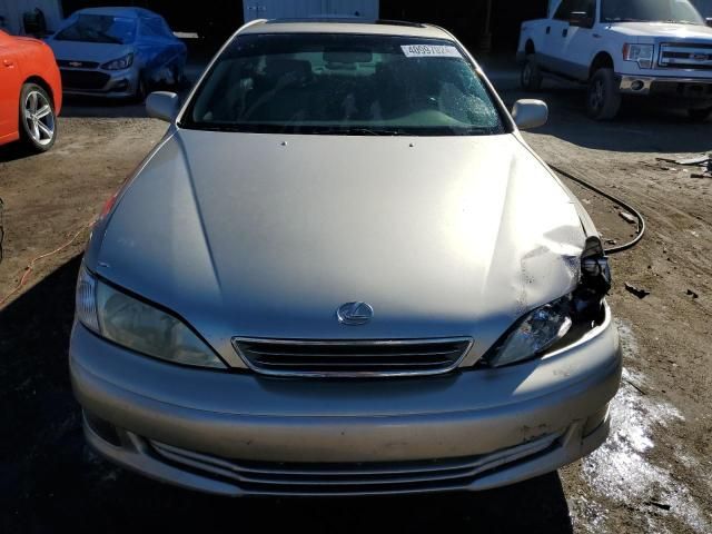 2000 Lexus ES 300