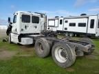 2010 Freightliner Cascadia 125